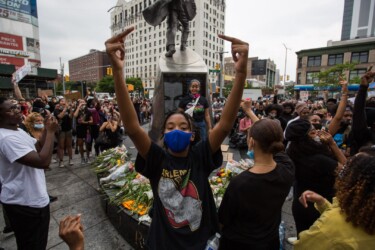 “Say her name”, New Yorkresidents meeting in honor ofBreonna Taylor. 2020